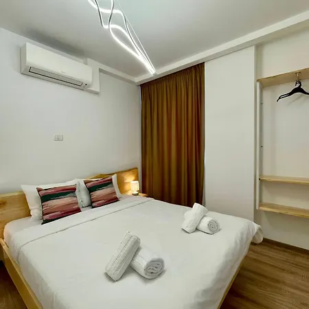 Carpatilor Urban Escape Studio: Free Parking & Ac *