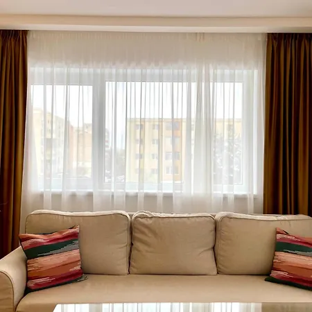 Carpatilor Urban Escape Studio: Free Parking & Ac Apartament *