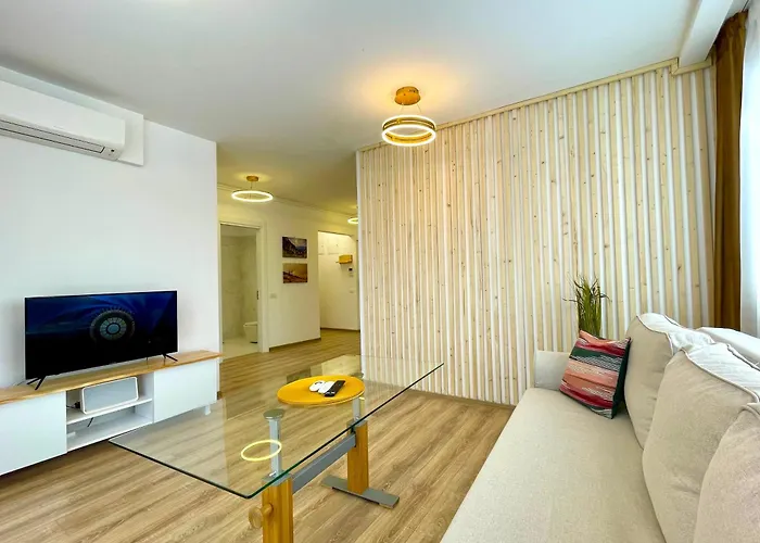 Carpatilor Urban Escape Studio: Free Parking & Ac