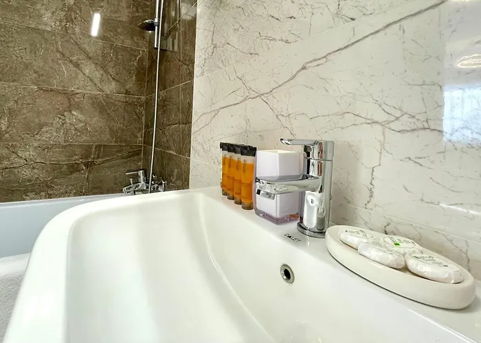 Carpatilor Urban Escape Studio: Free Parking & Ac * Brasov